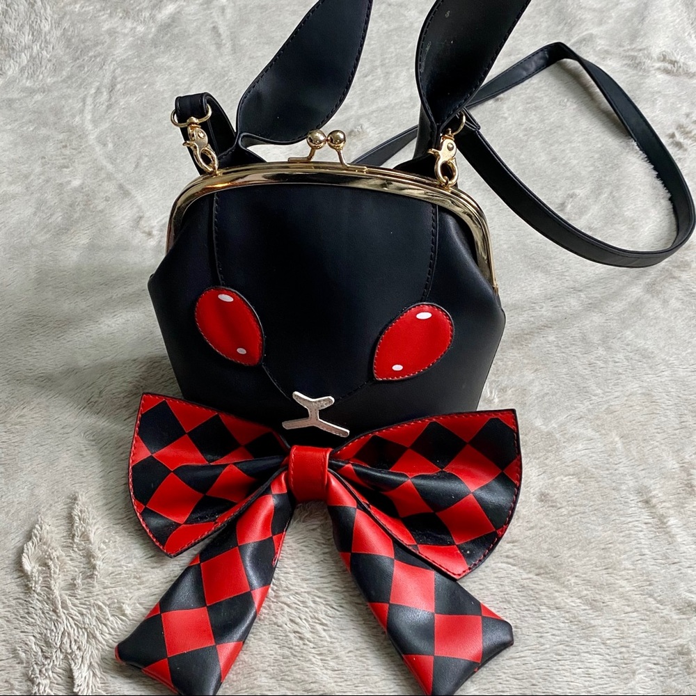 Bunny rabbit purse